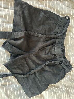 Old Navy Black linen belted Shorts